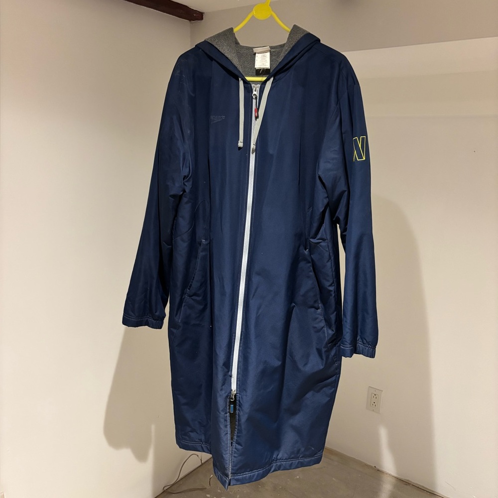 Speedo Navy Blue swimmers’ parka